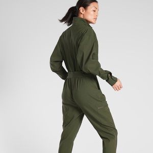 Athleta Lenox Jumpsuit Size 6 Green